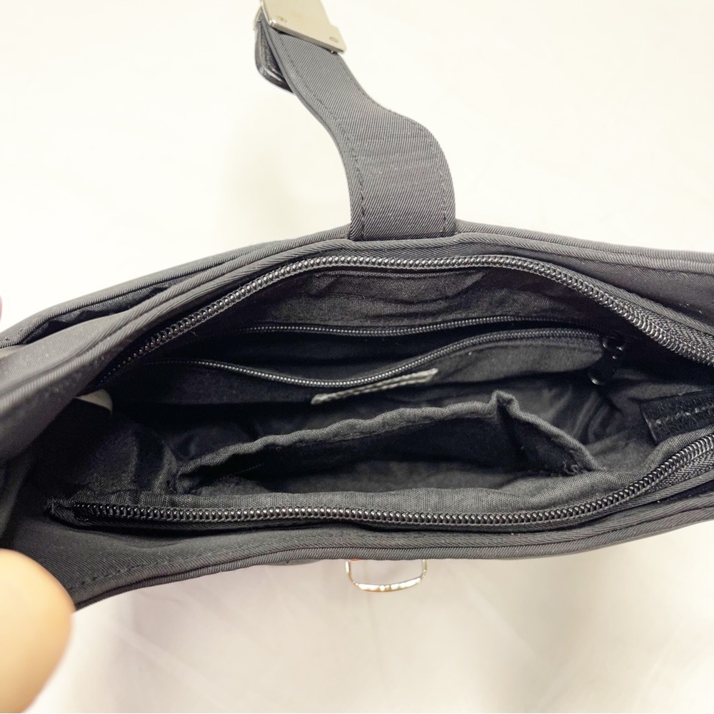 🌸SALE 30%⬇️🌸 Cherokee Black Nylon Shoulder Bag Zip Closure Purse - Picture 8 of 15